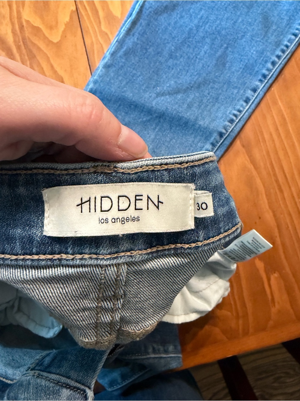 HIDDEN High Rise Flare Jeans size 30 - Picture 5 of 5